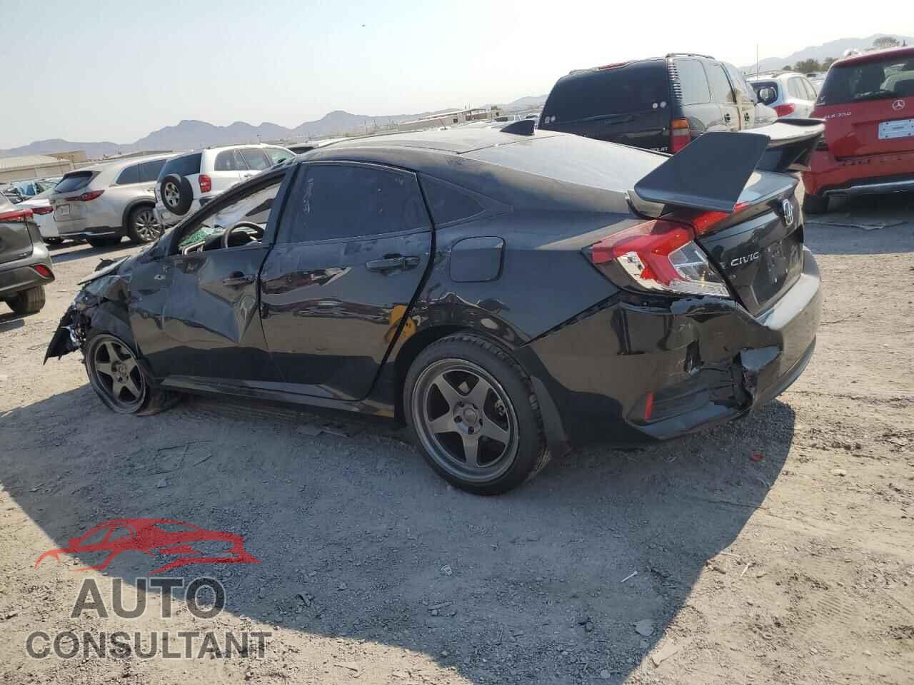 HONDA CIVIC 2018 - 2HGFC2F70JH547513