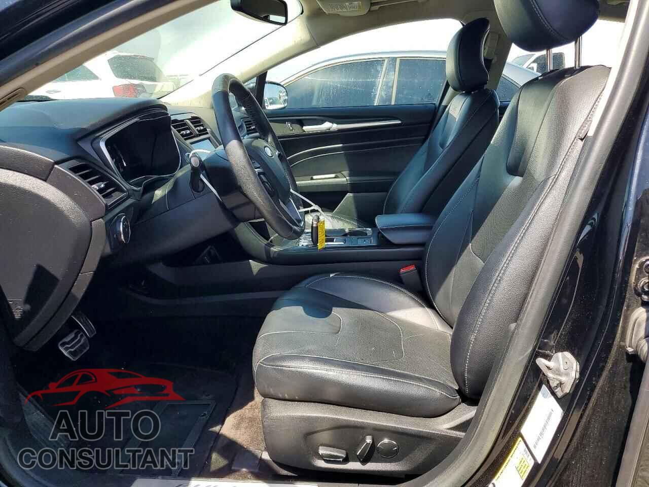 FORD FUSION 2018 - 3FA6P0SU9JR110655