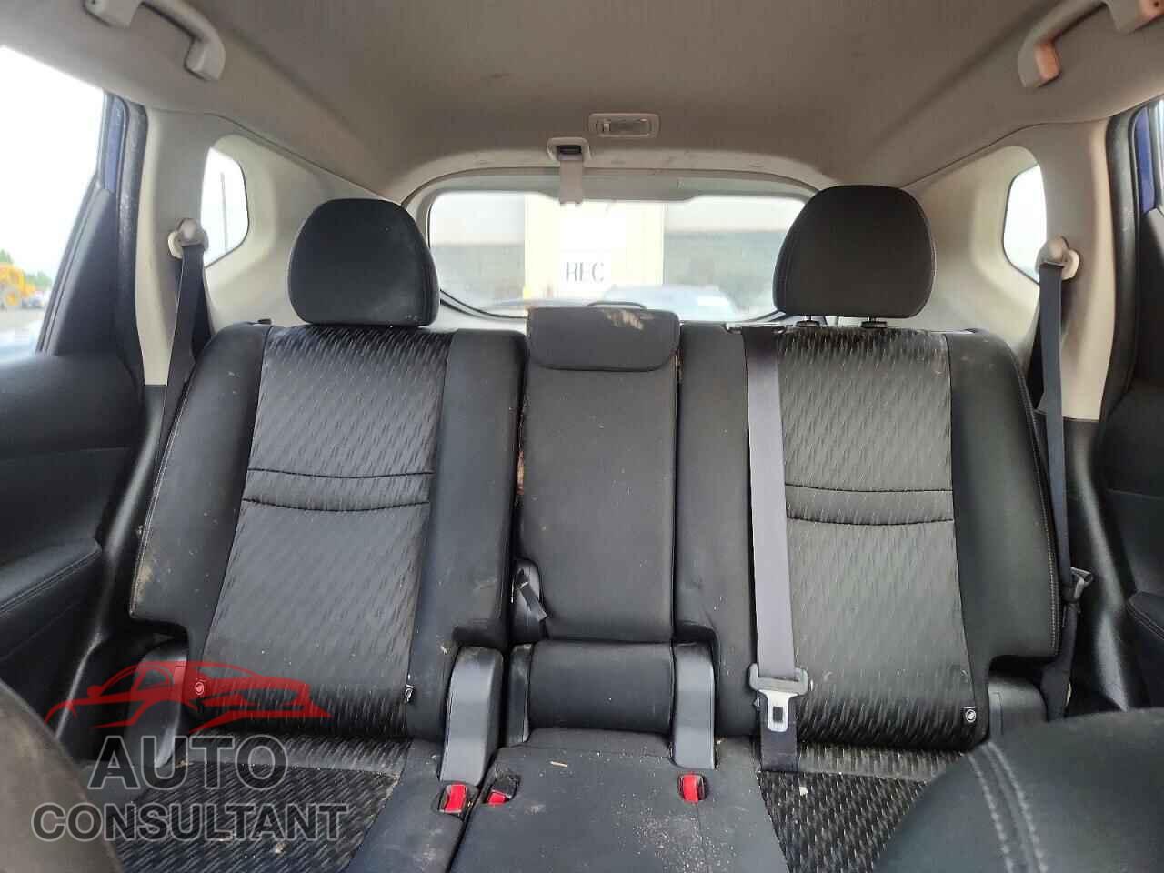 NISSAN ROGUE 2017 - KNMAT2MV3HP568565