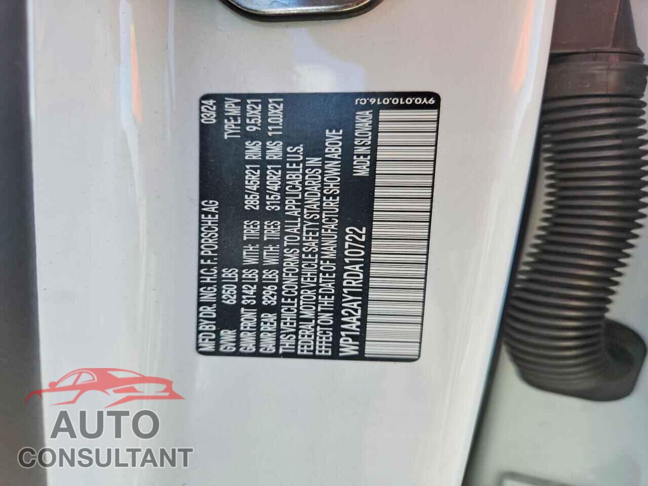 PORSCHE CAYENNE 2024 - WP1AA2AY1RDA10722