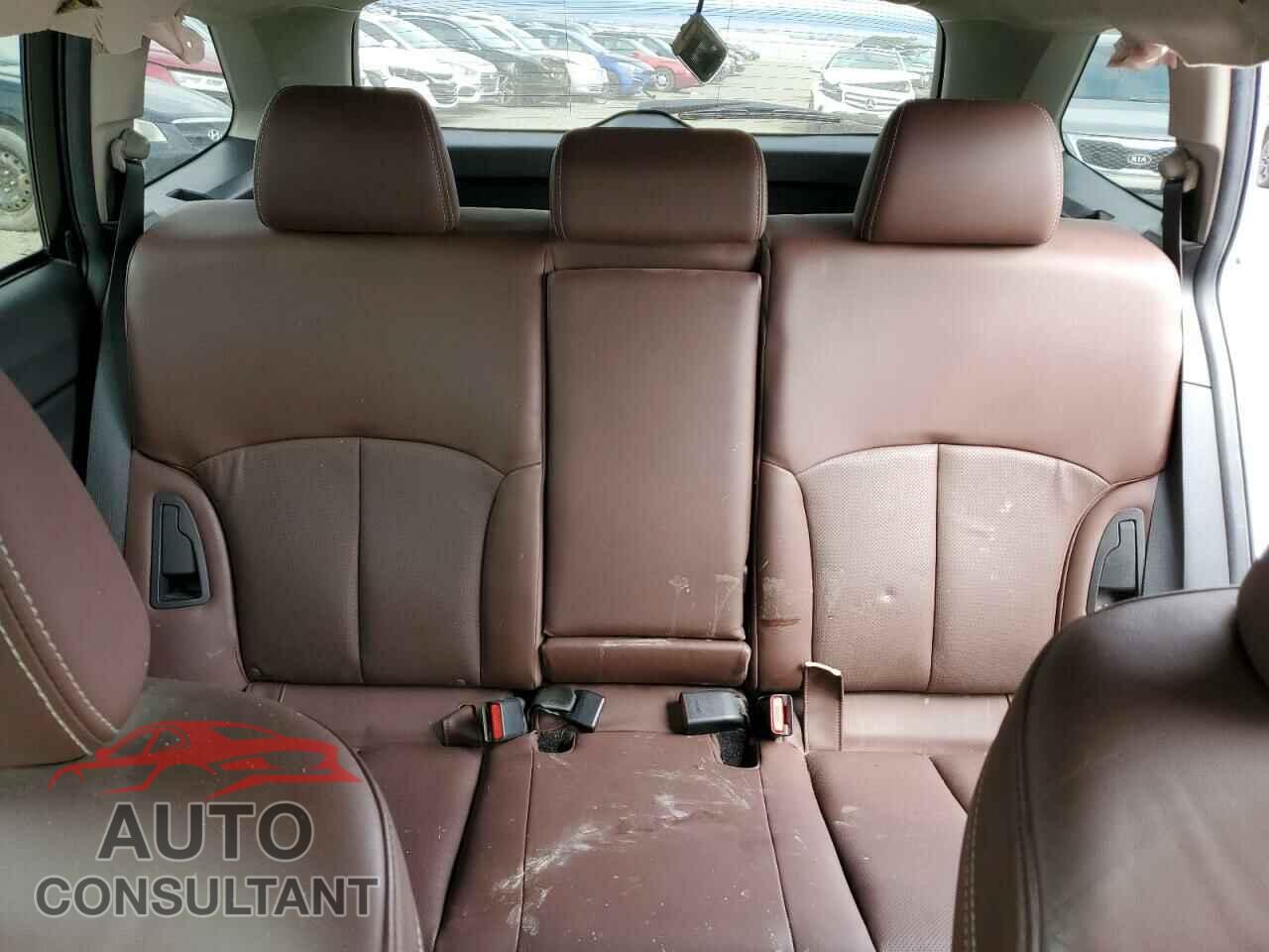 SUBARU OUTBACK 2014 - 4S4BRBPC6E3322167