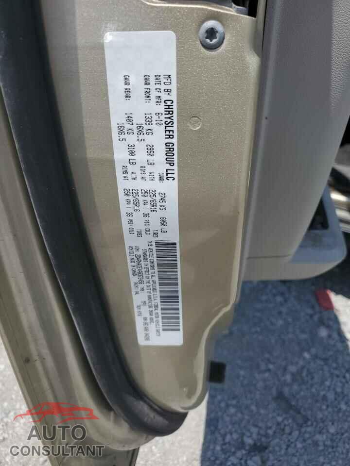 DODGE CARAVAN 2010 - 2D4RN4DE4AR372456