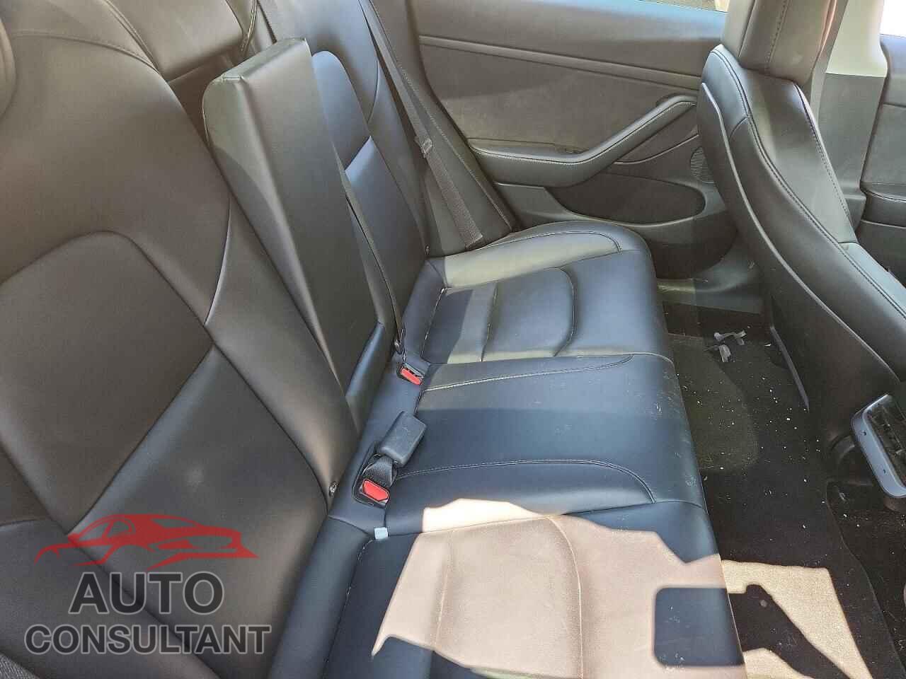 TESLA MODEL 3 2021 - 5YJ3E1EA3MF028971