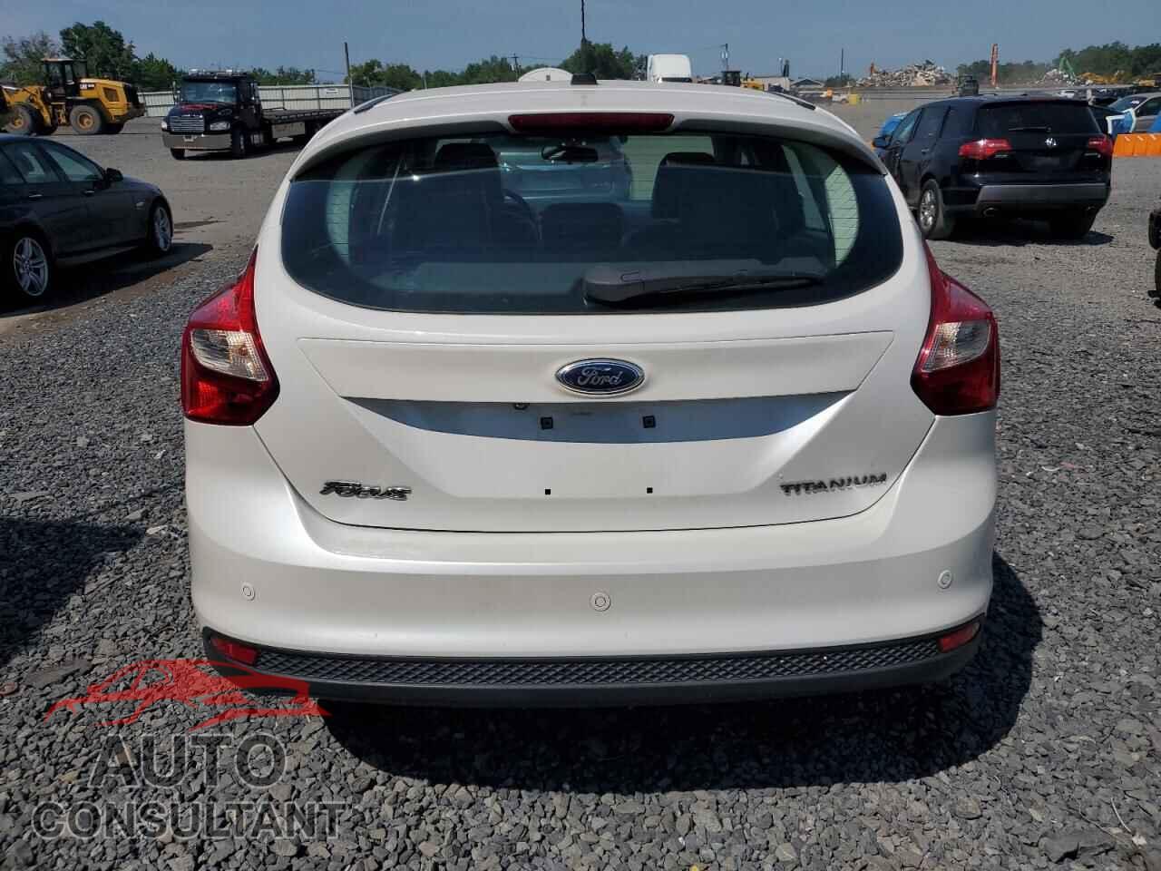 FORD FOCUS 2014 - 1FADP3N28EL462908