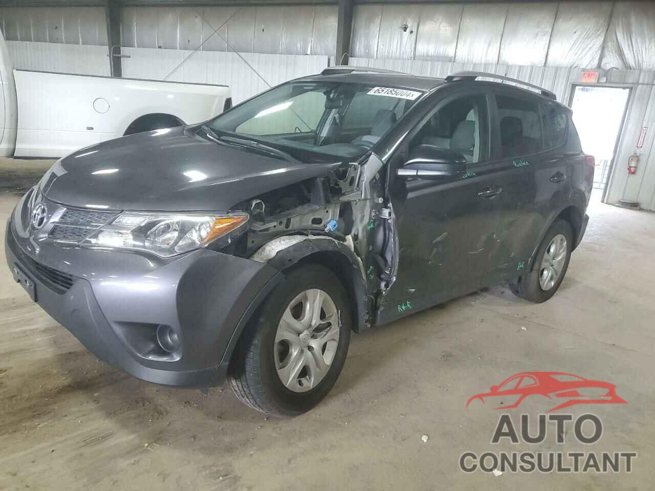 TOYOTA RAV4 2015 - JTMBFREV0FJ021627