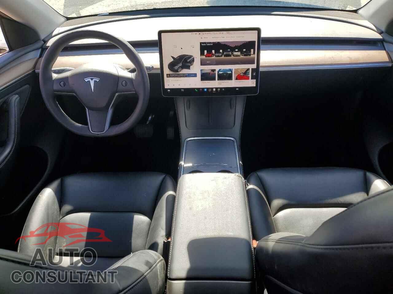 TESLA MODEL Y 2024 - 7SAYGDEE2RF014249