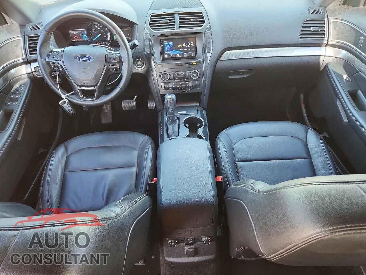 FORD EXPLORER 2018 - 1FM5K7D87JGB39474