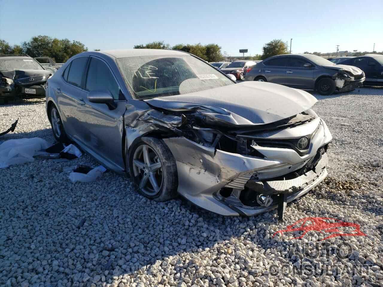 TOYOTA CAMRY 2020 - 4T1C11AKXLU366444