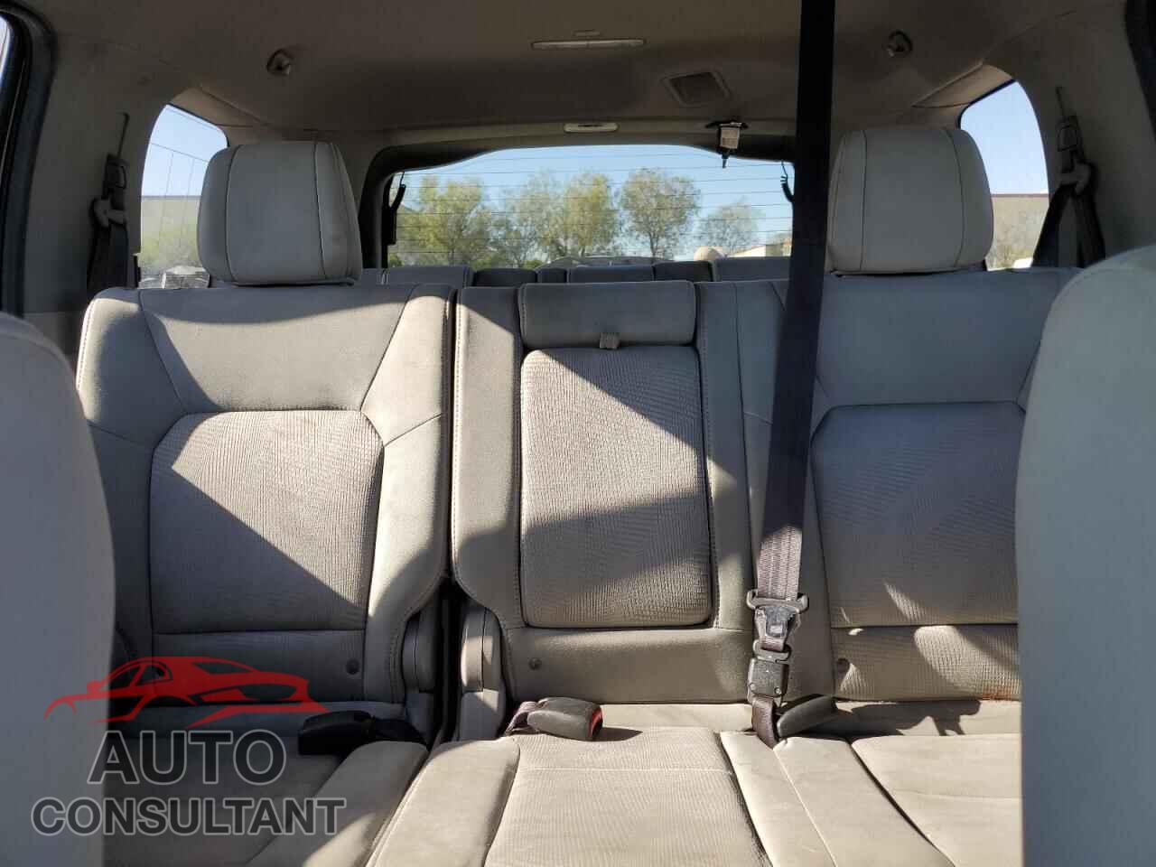 HONDA PILOT 2014 - 5FNYF3H21EB002731