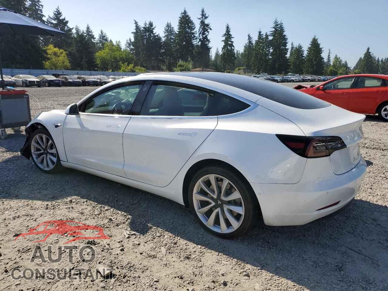TESLA MODEL 3 2018 - 5YJ3E1EB8JF135535