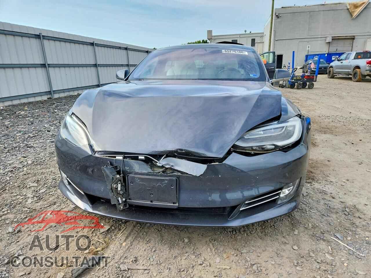 TESLA MODEL S 2018 - 5YJSA1E45JF276040
