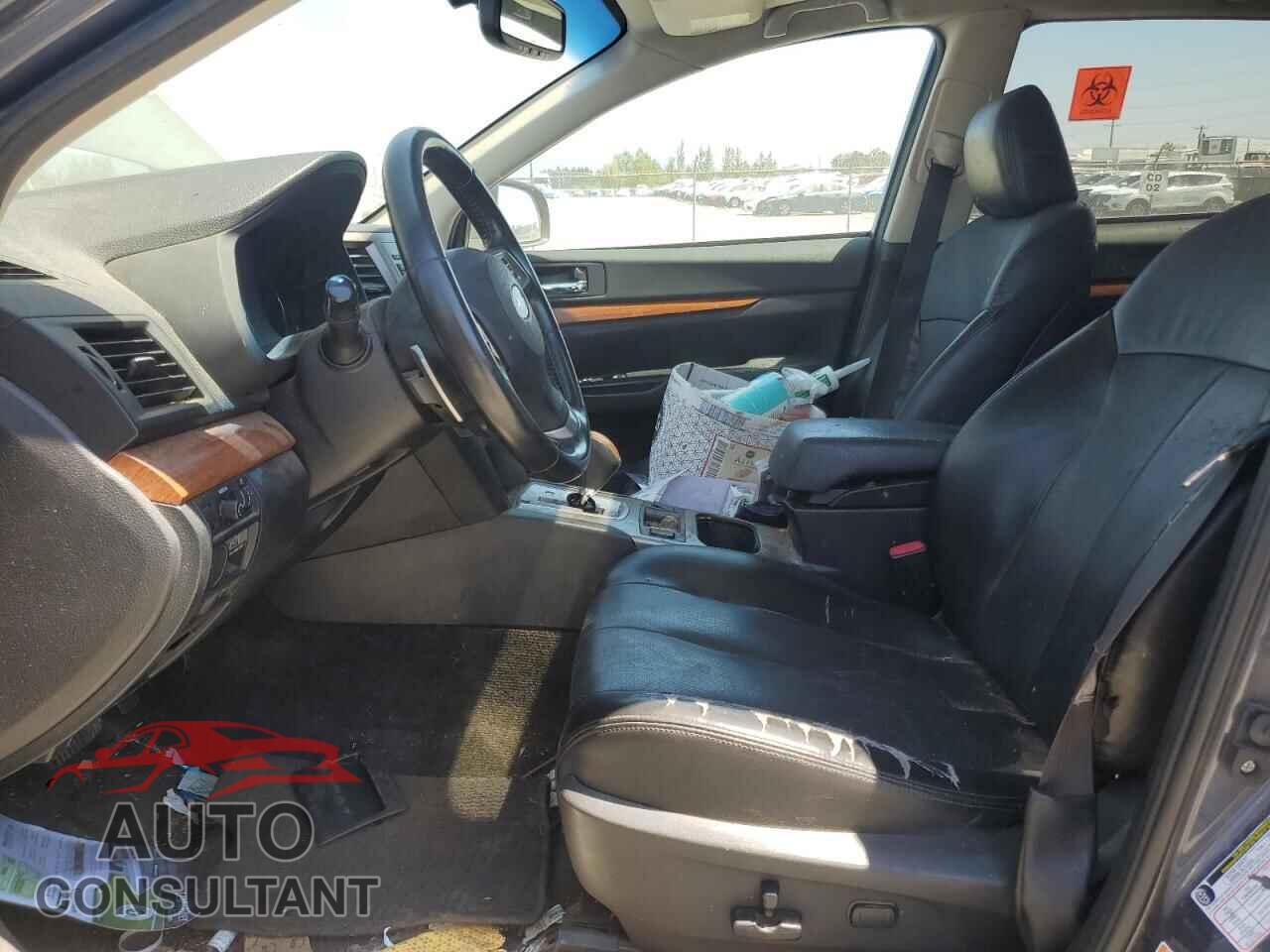 SUBARU OUTBACK 2014 - 4S4BRBLC3E3281681
