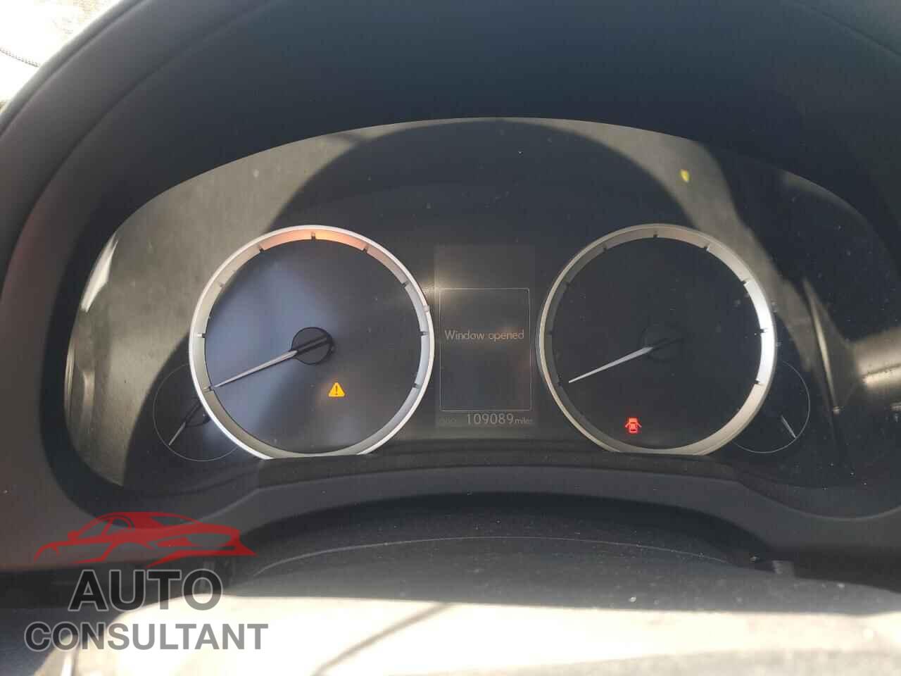 LEXUS IS 2014 - JTHBF1D23E5011415