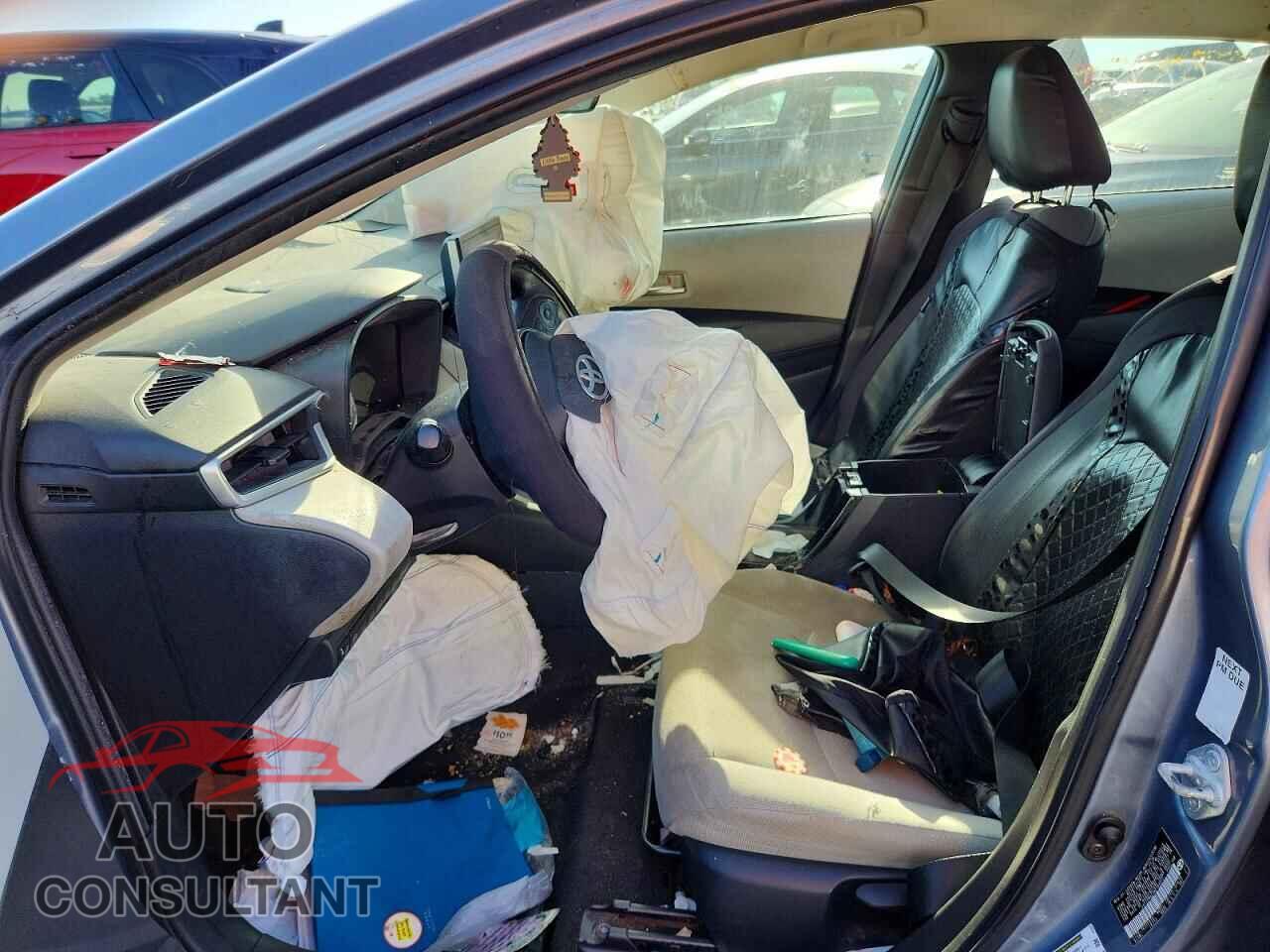 TOYOTA COROLLA 2021 - 5YFEPMAE4MP189072