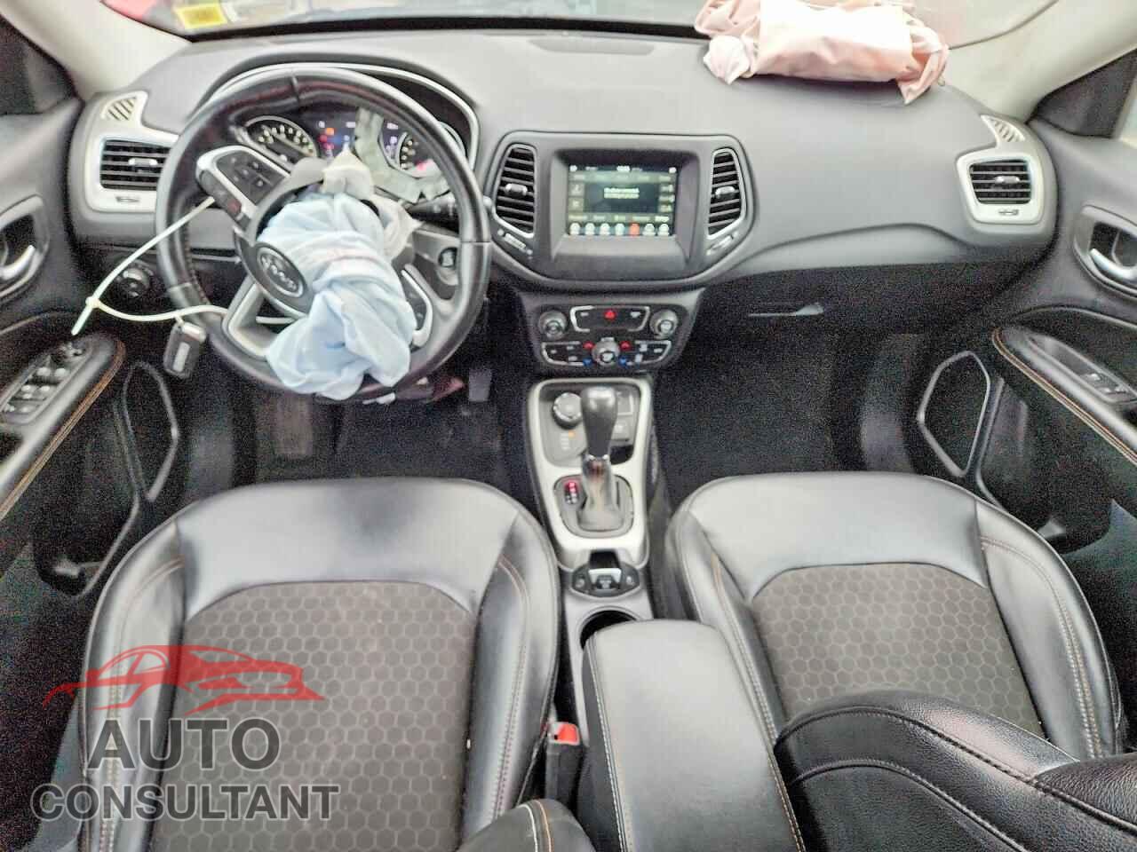 JEEP COMPASS 2020 - 3C4NJDBB1LT204824
