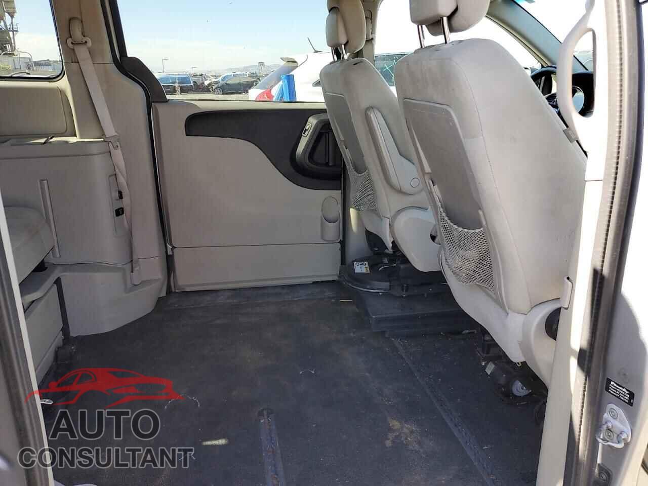 DODGE CARAVAN 2013 - 2C4RDGDG1DR772661