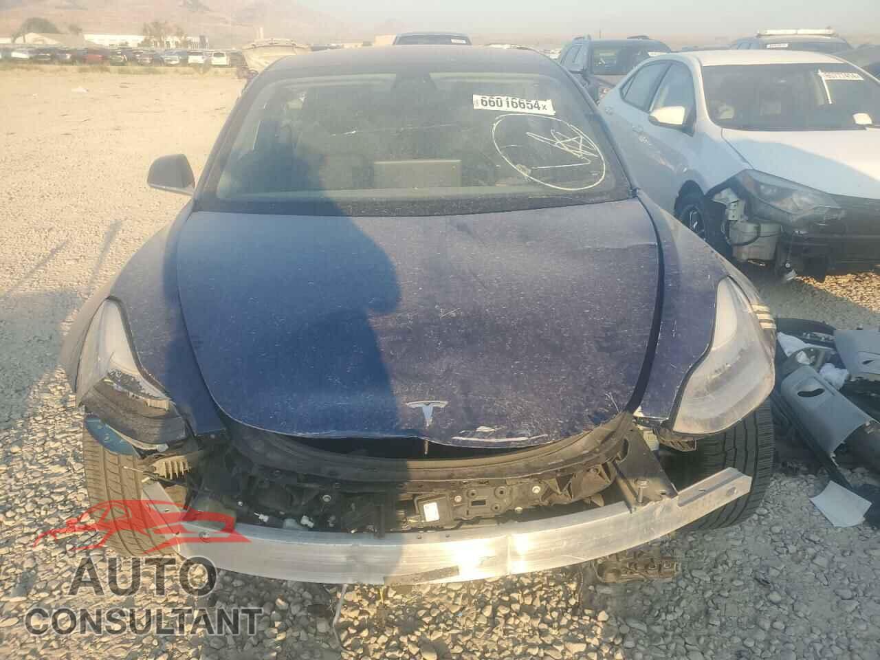 TESLA MODEL 3 2018 - 5YJ3E1EBXJF094602