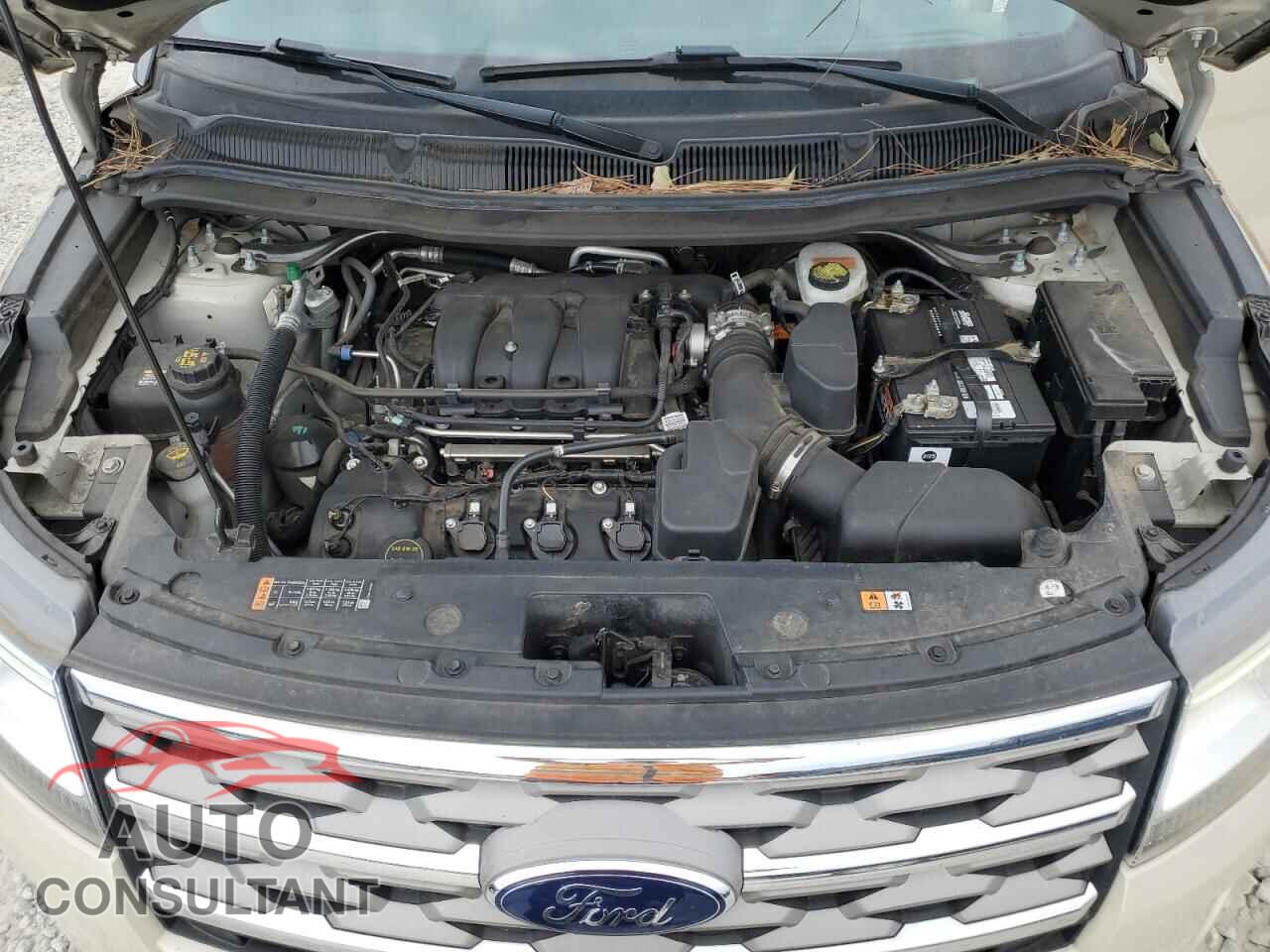 FORD EXPLORER 2018 - 1FM5K7D8XJGB25987