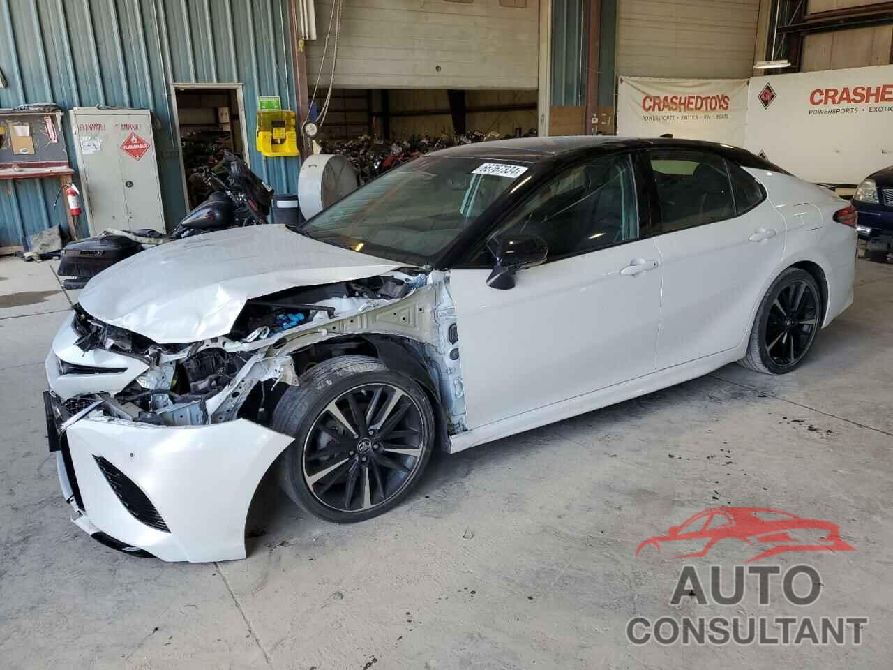 TOYOTA CAMRY 2018 - 4T1BZ1HK0JU005506