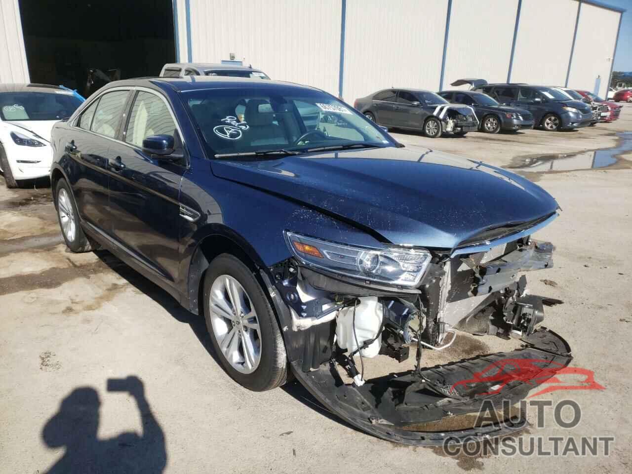 FORD TAURUS 2018 - 1FAHP2E89JG124873