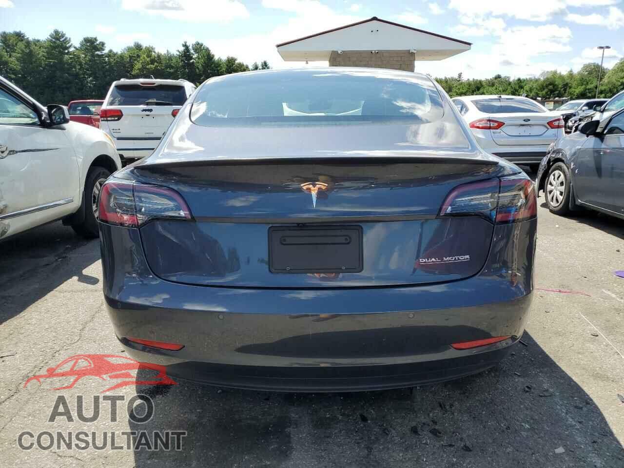 TESLA MODEL 3 2021 - 5YJ3E1EB8MF858340