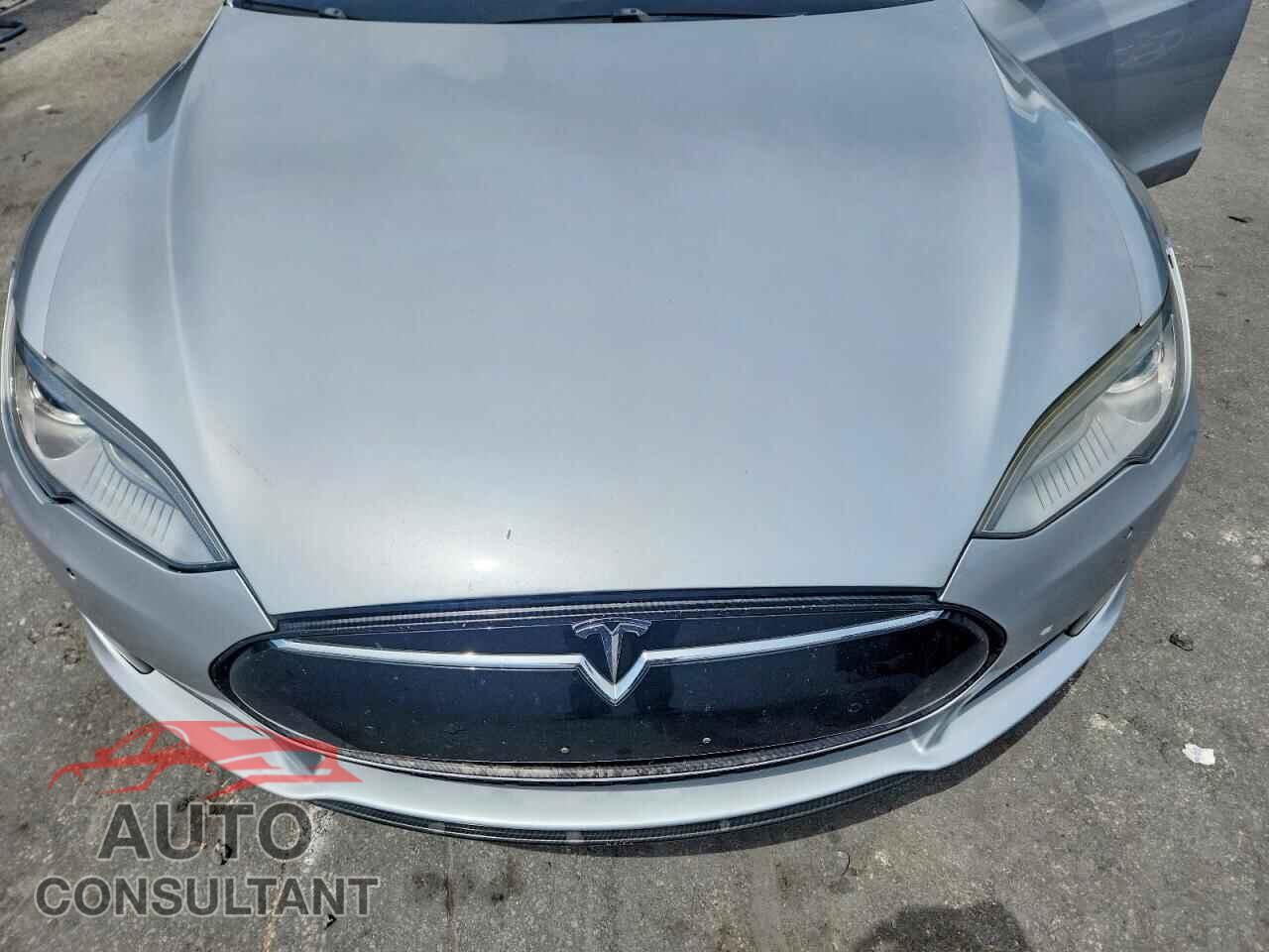 TESLA MODEL S 2014 - 5YJSA1H16EFP48091