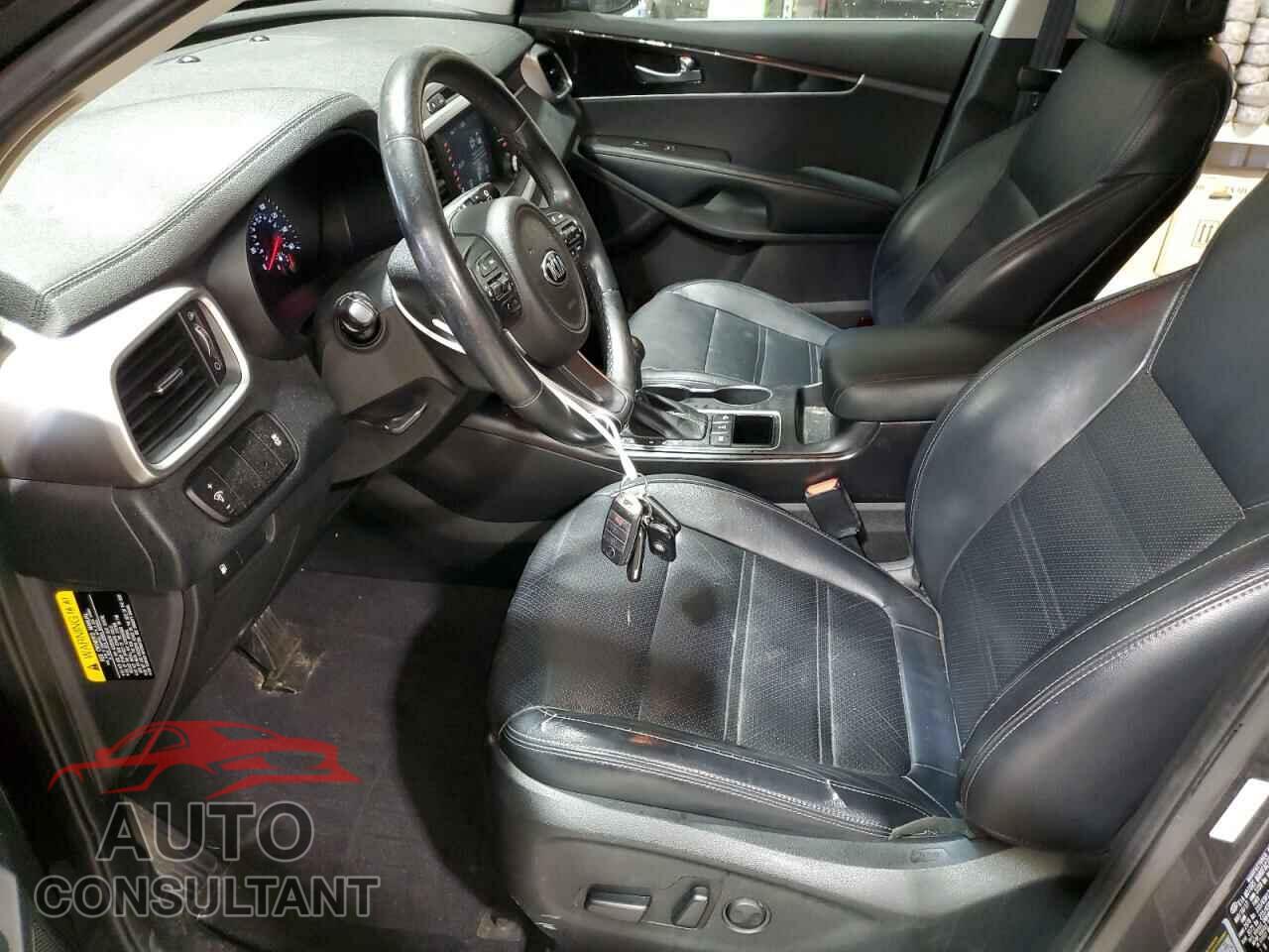 KIA SORENTO 2017 - 5XYPGDA33HG331767