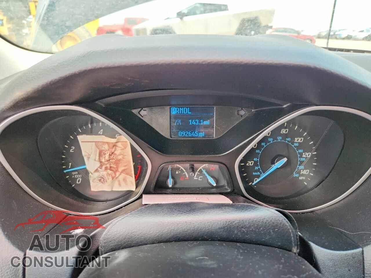 FORD FOCUS 2014 - 1FADP3E27EL389823
