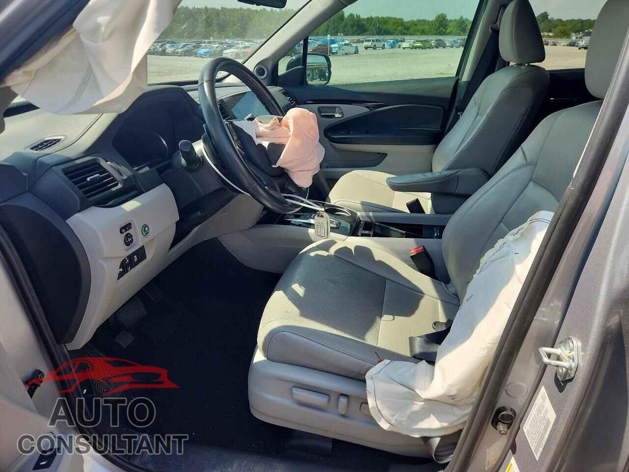 HONDA PILOT 2021 - 5FNYF6H06MB065161