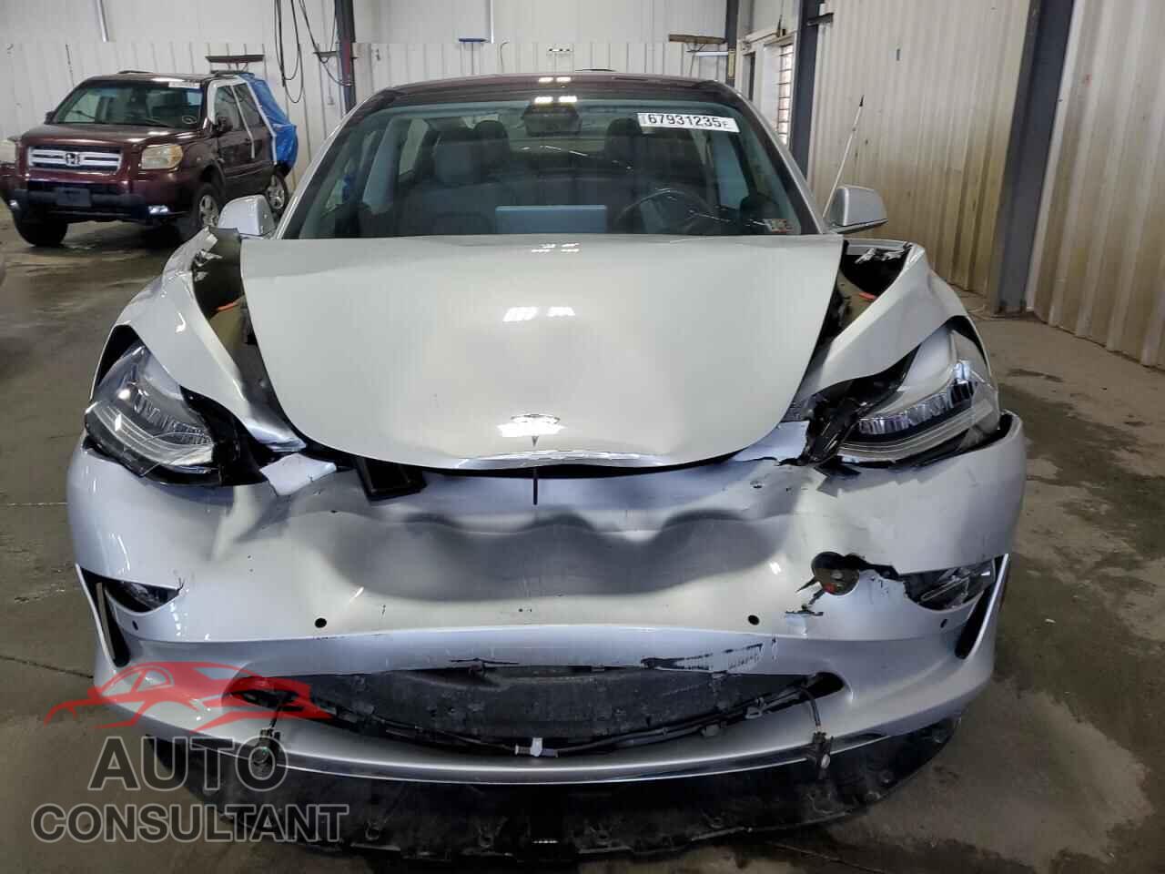 TESLA MODEL 3 2018 - 5YJ3E1EA7JF006127