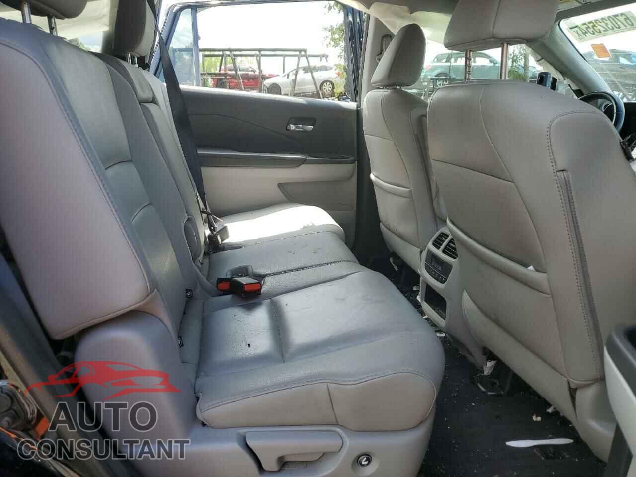 HONDA PILOT 2017 - 5FNYF6H50HB030259