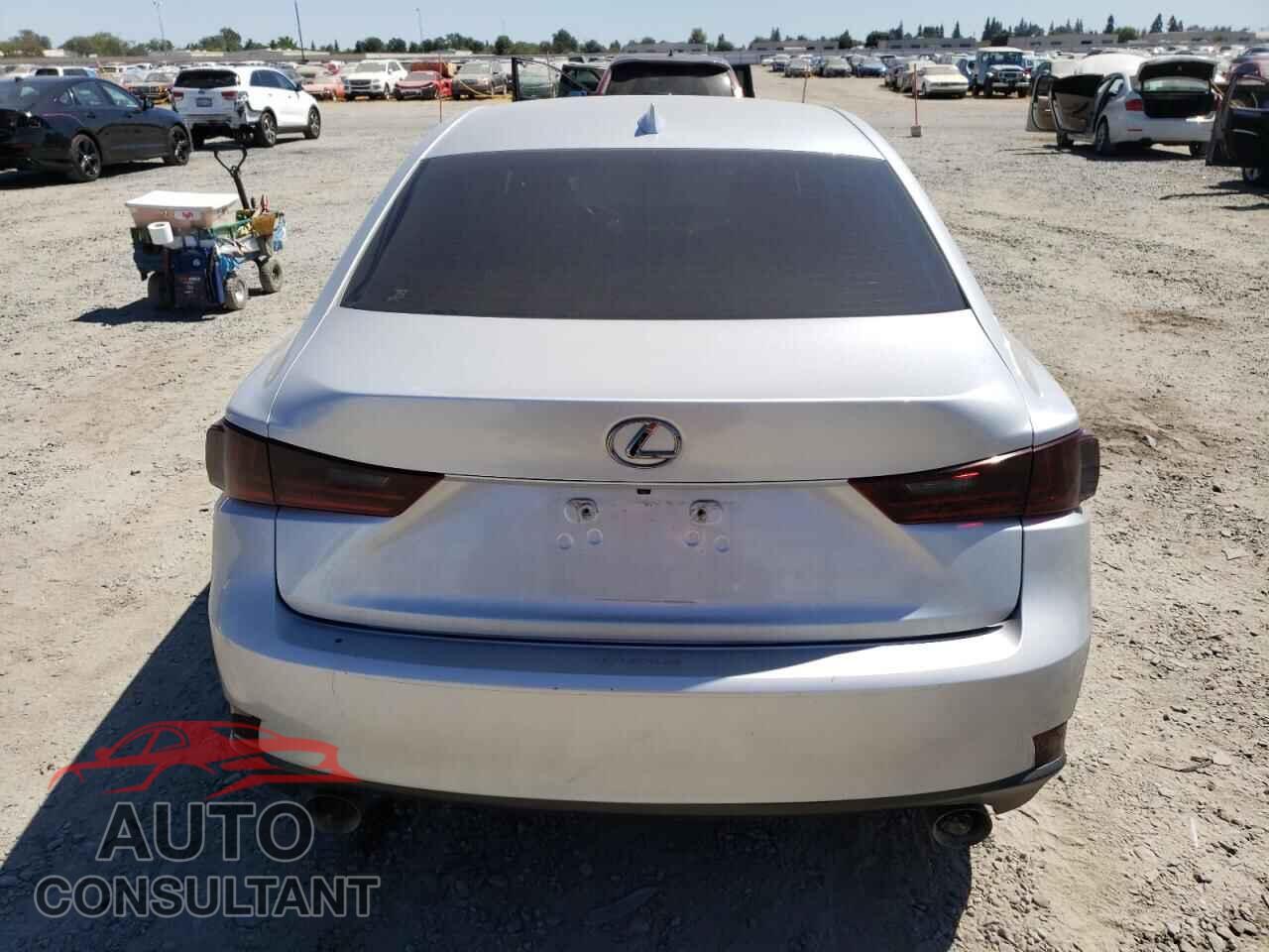 LEXUS IS 2014 - JTHCF1D20E5004877