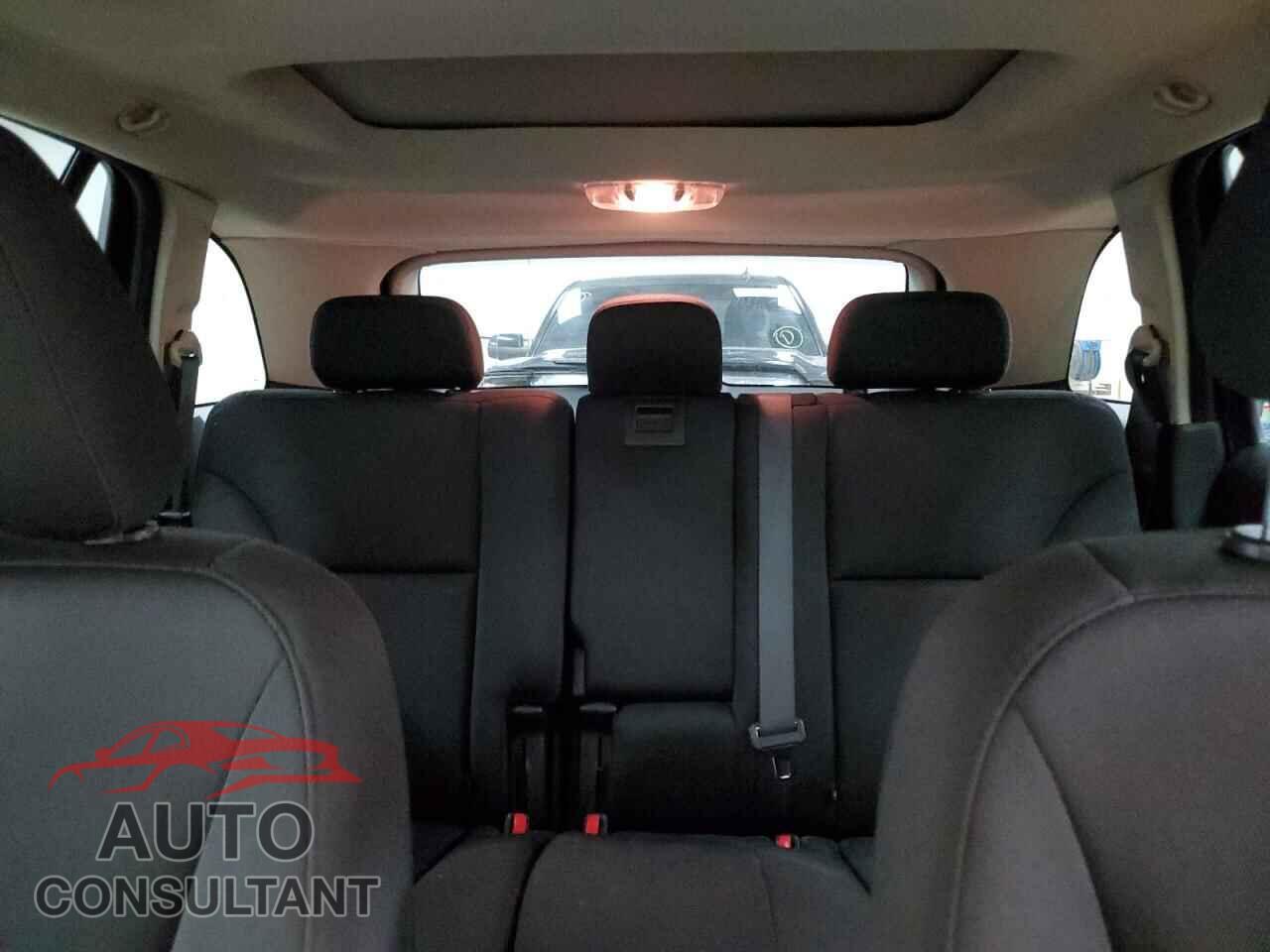 FORD EDGE 2010 - 2FMDK3JC8ABA04251
