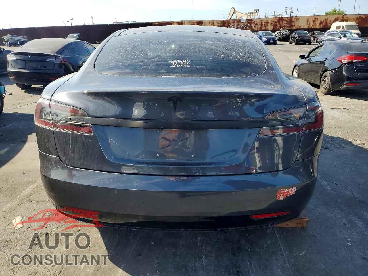 TESLA MODEL S 2016 - 5YJSA1E15GF174736