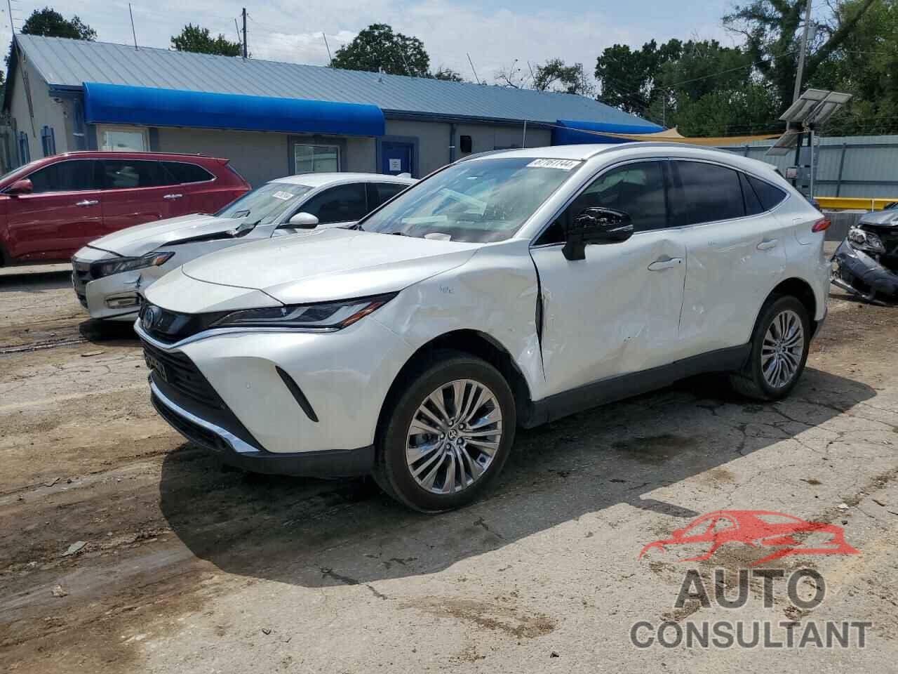 TOYOTA VENZA 2022 - JTEAAAAH0NJ110734