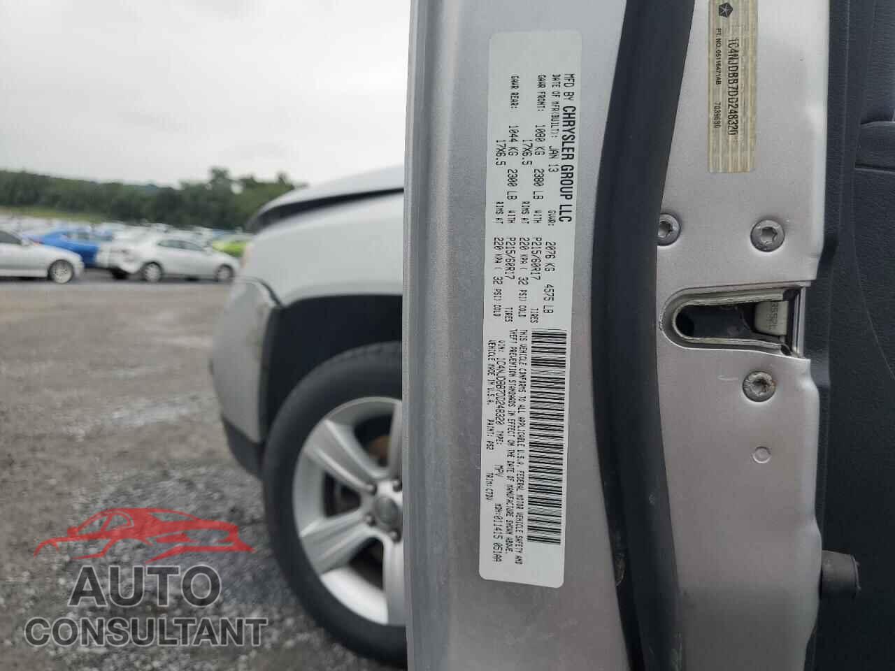 JEEP COMPASS 2013 - 1C4NJDBB7DD248320