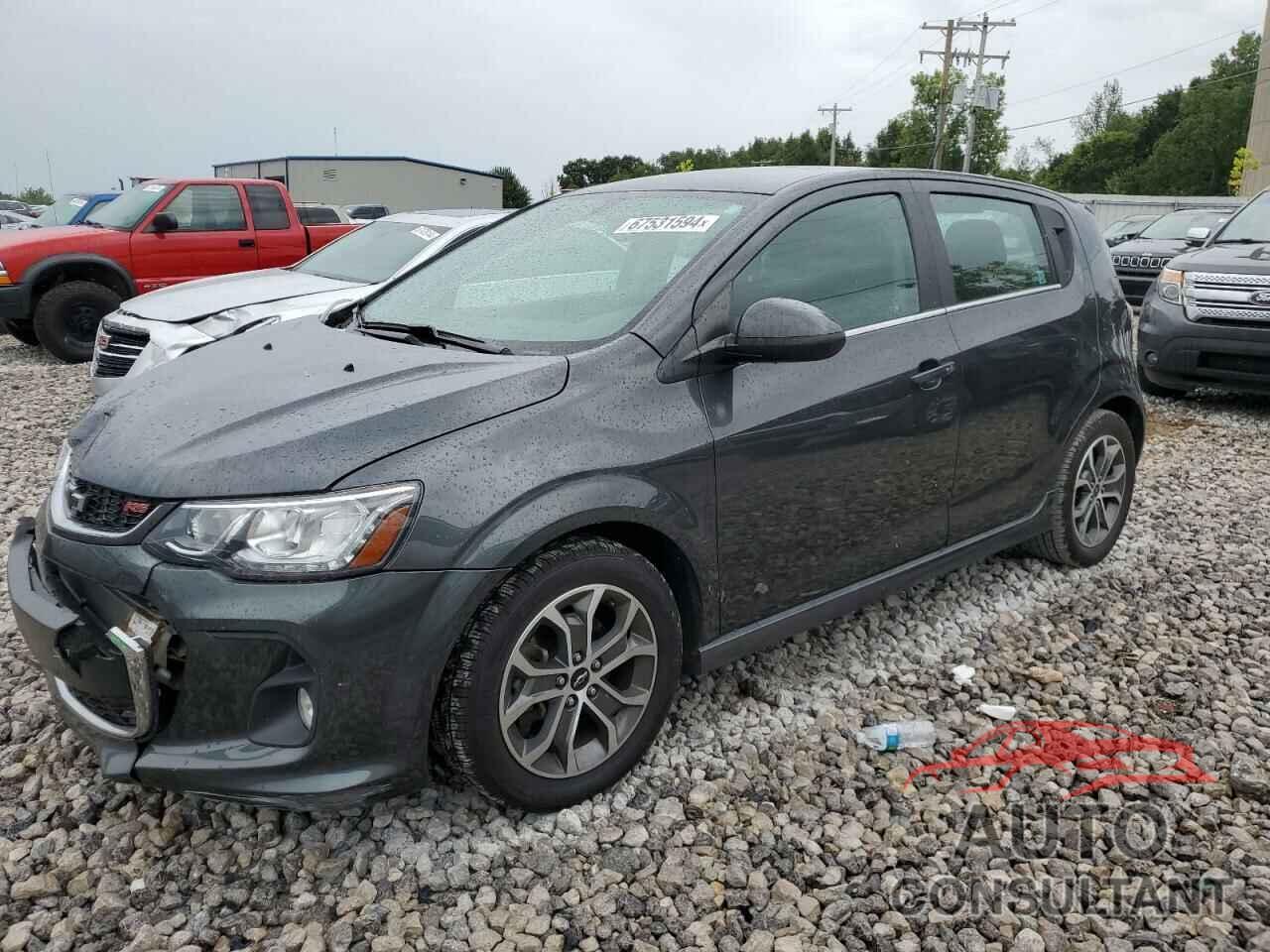 CHEVROLET SONIC 2018 - 1G1JD6SH4J4126587