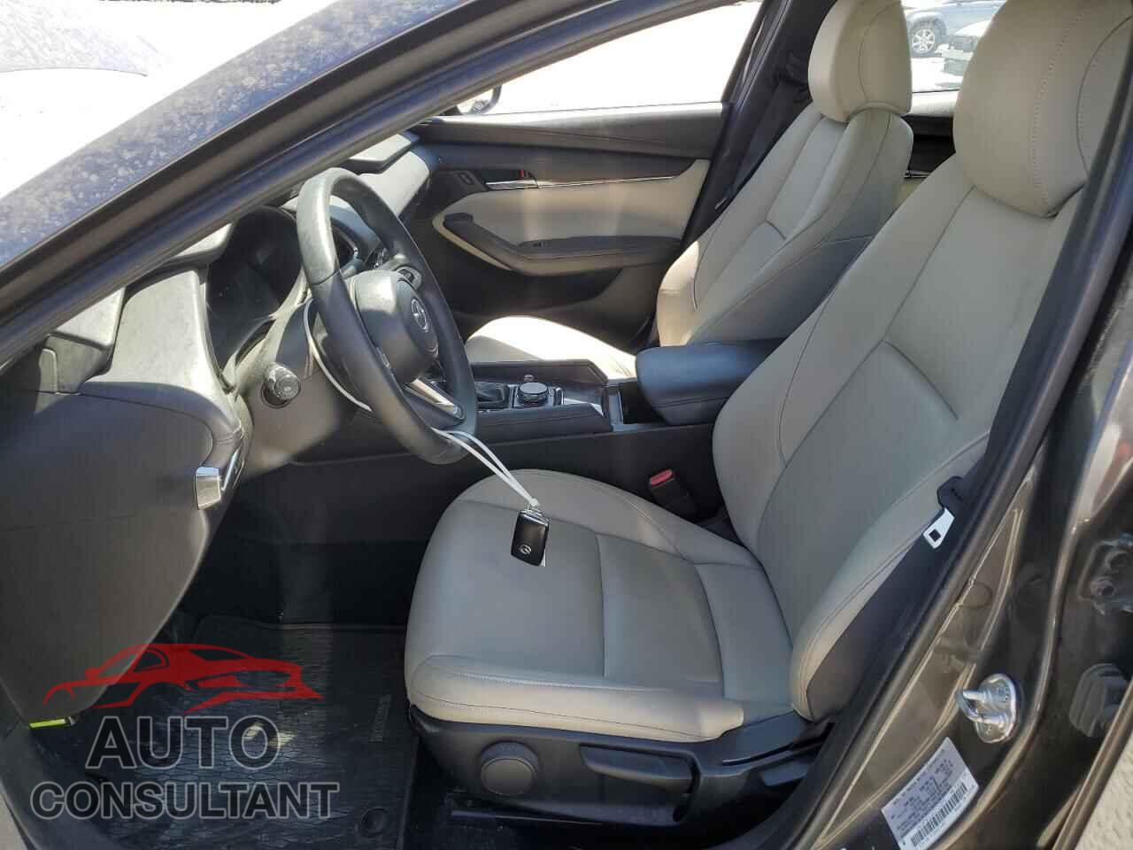 MAZDA 3 2019 - JM1BPACL4K1114354