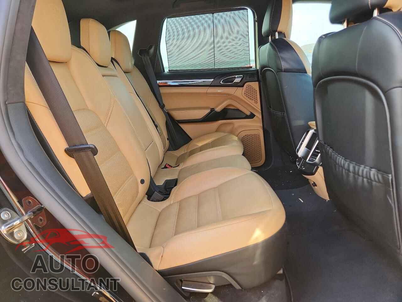 PORSCHE CAYENNE 2014 - WP1AC2A24ELA87669