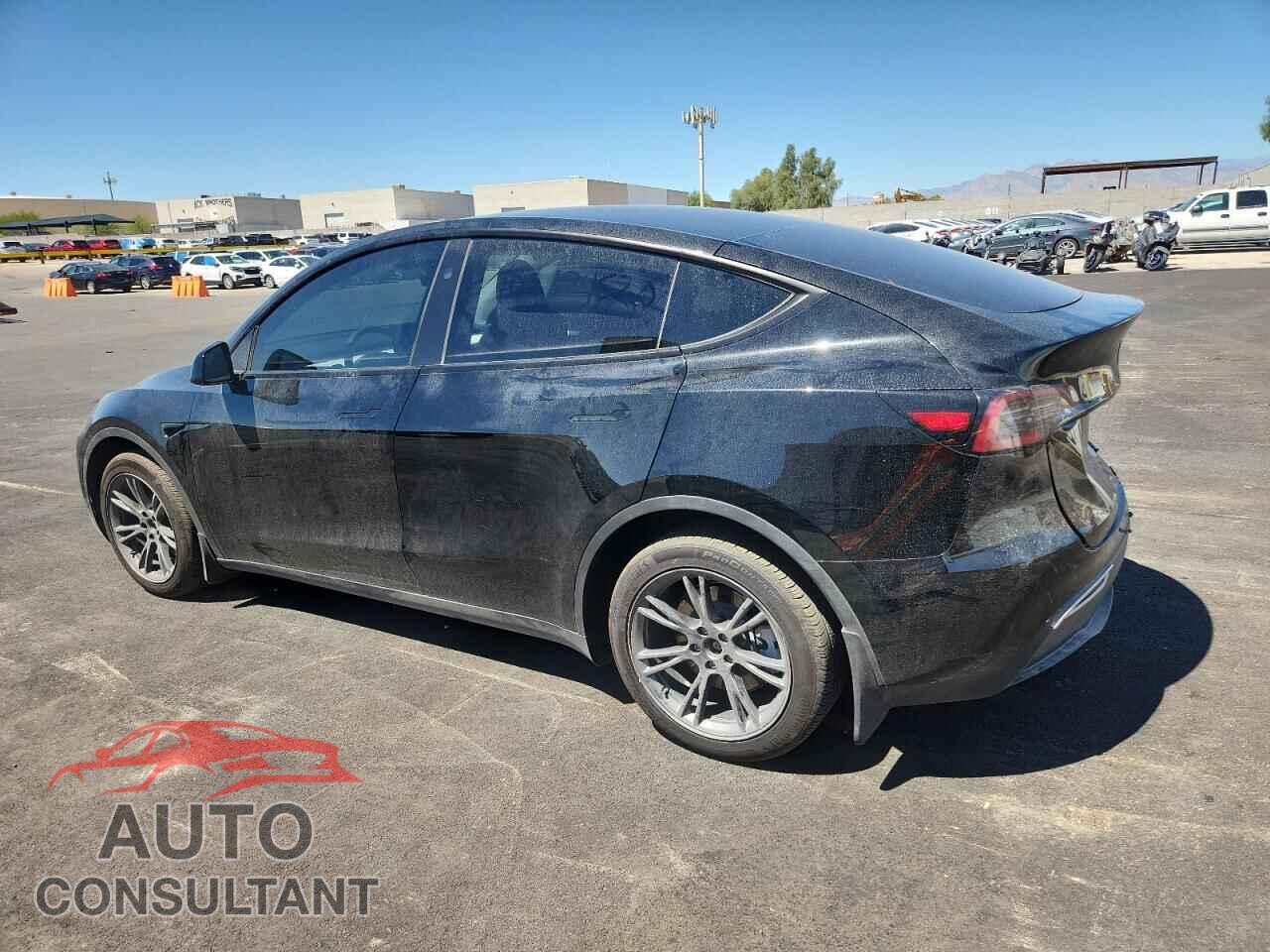TESLA MODEL Y 2025 - 7SAYGDED8SF237764