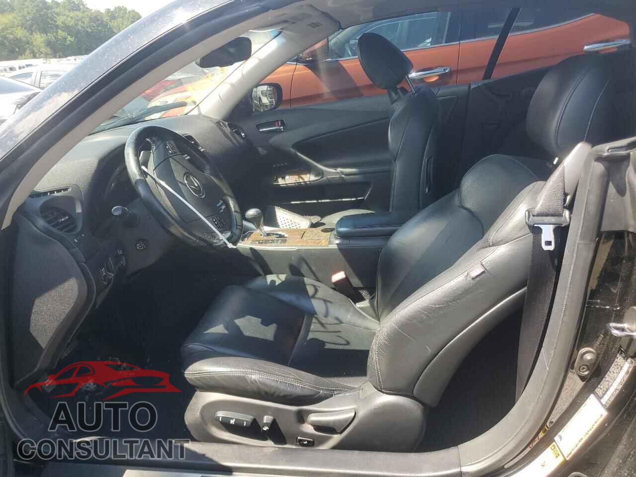 LEXUS IS 2010 - JTHFE2C21A2500712