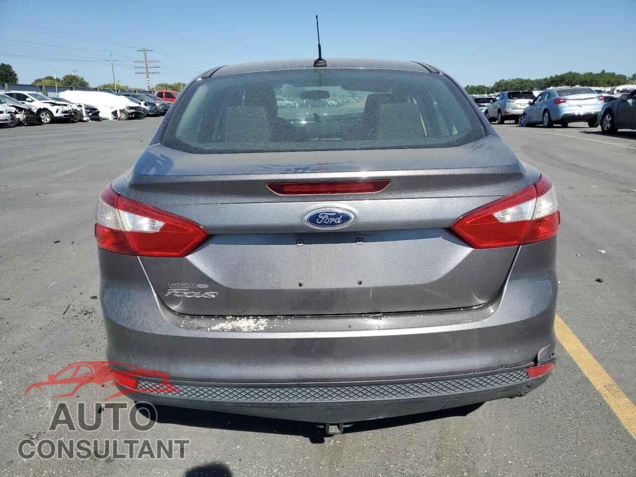 FORD FOCUS 2013 - 1FADP3E29DL108328