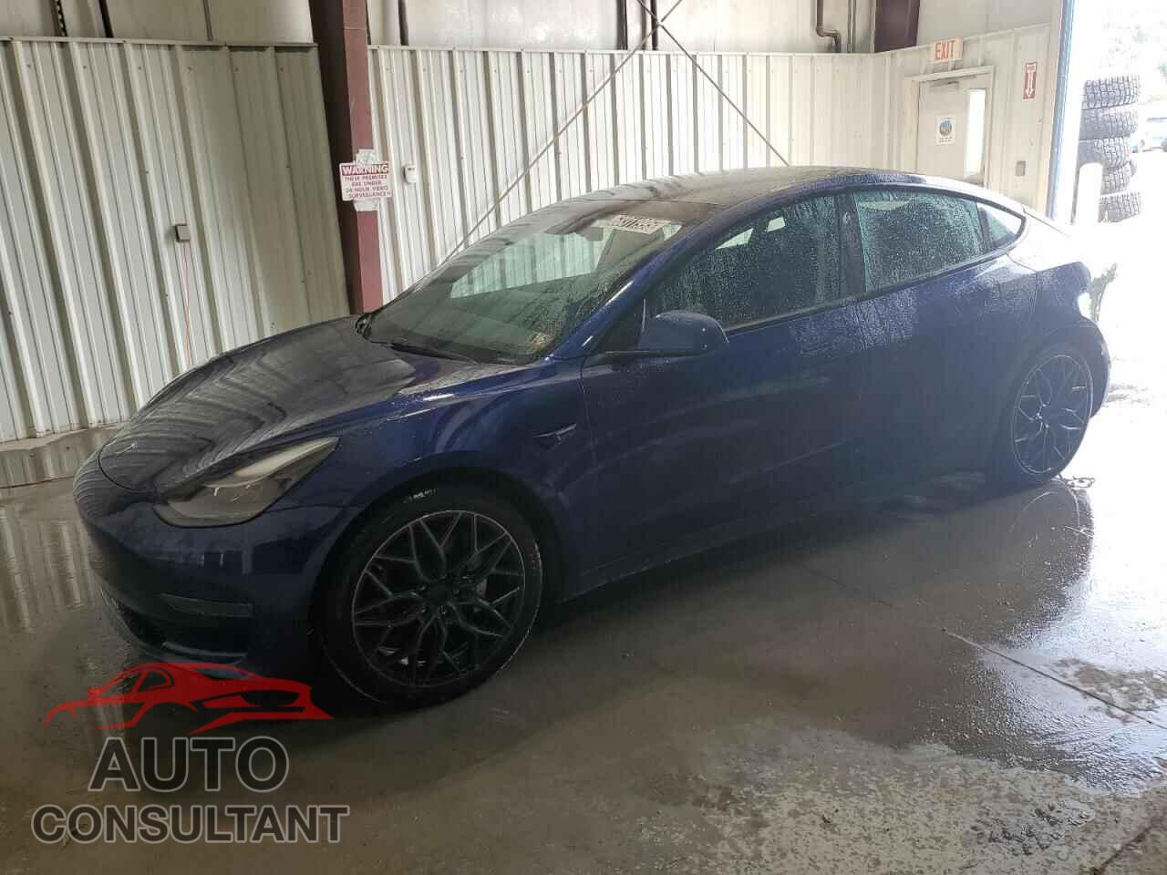 TESLA MODEL 3 2022 - 5YJ3E1EA7NF369856