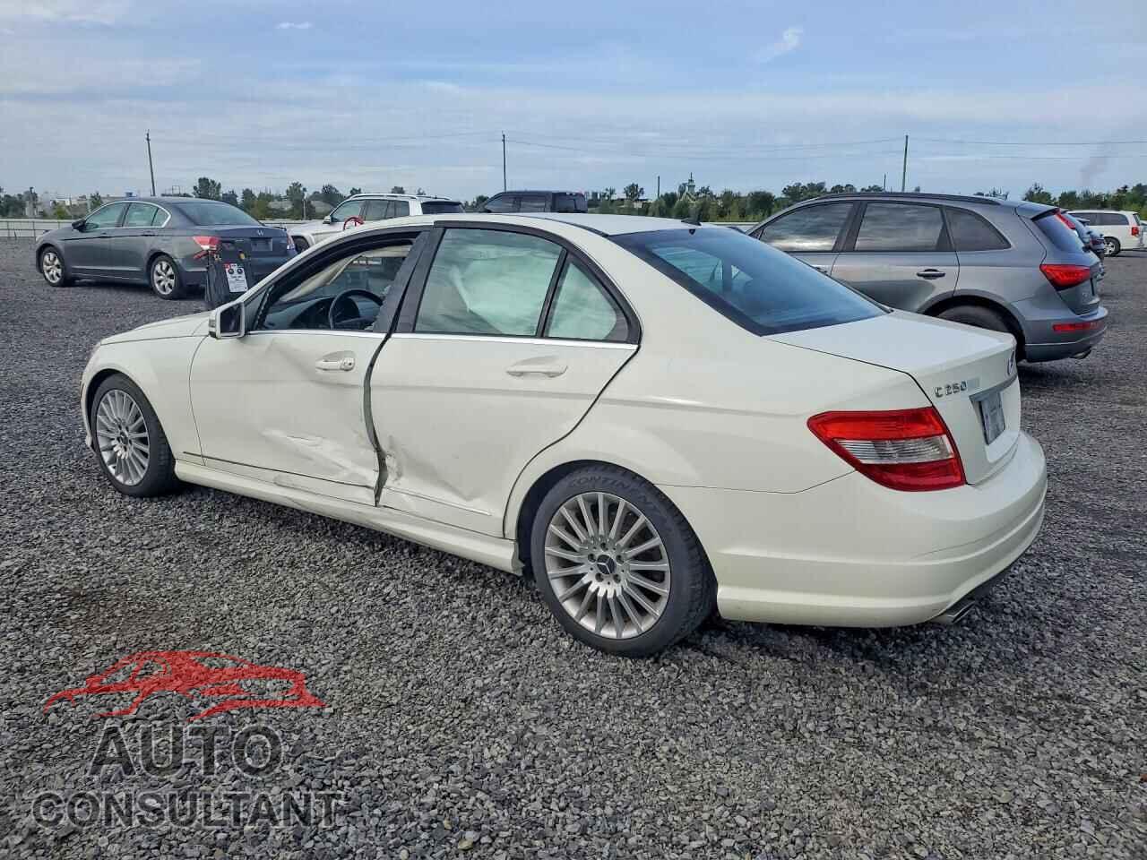 MERCEDES-BENZ C-CLASS 2011 - WDDGF8FB2BF555090