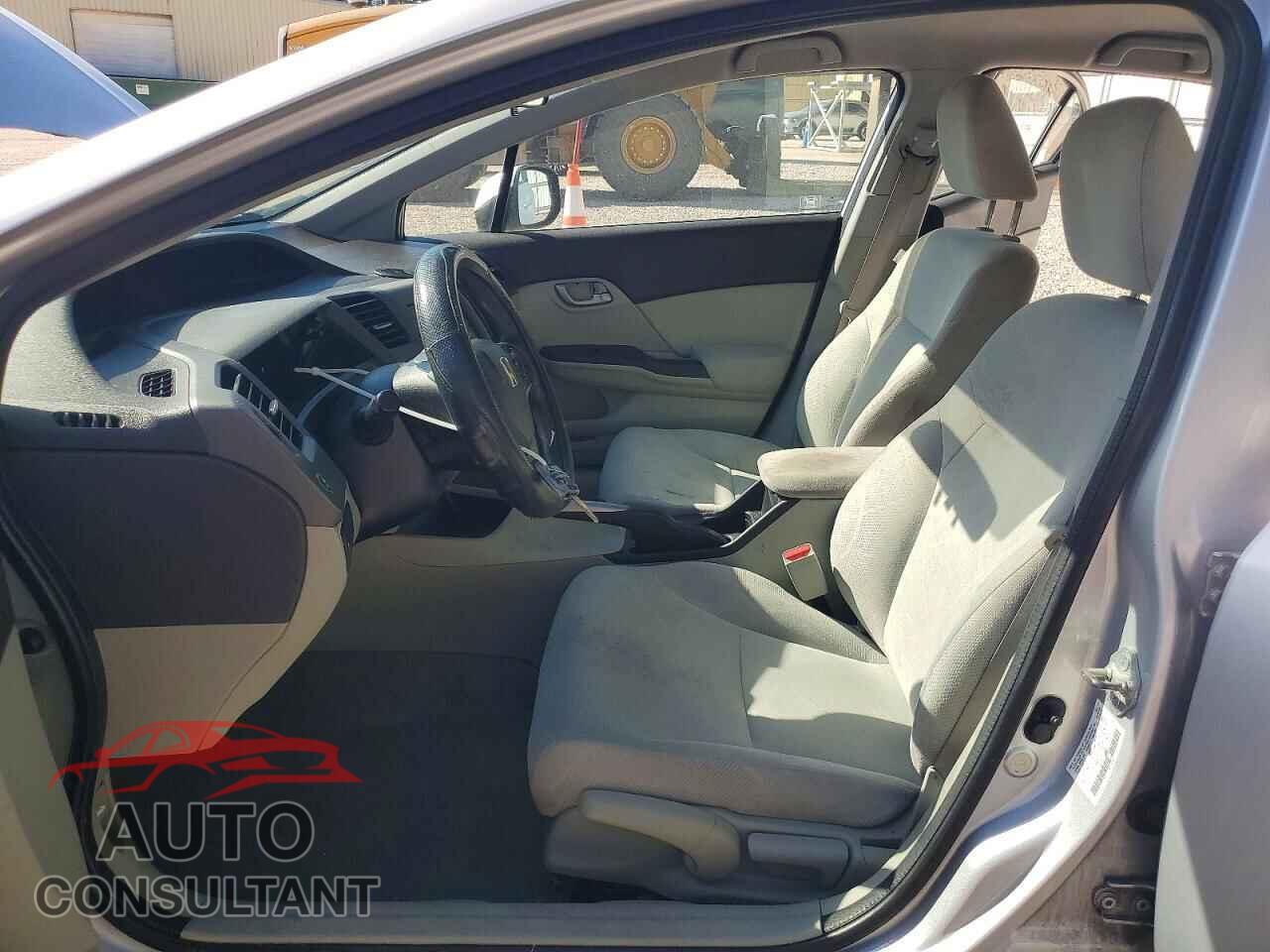 HONDA CIVIC 2012 - 2HGFB2F52CH580940