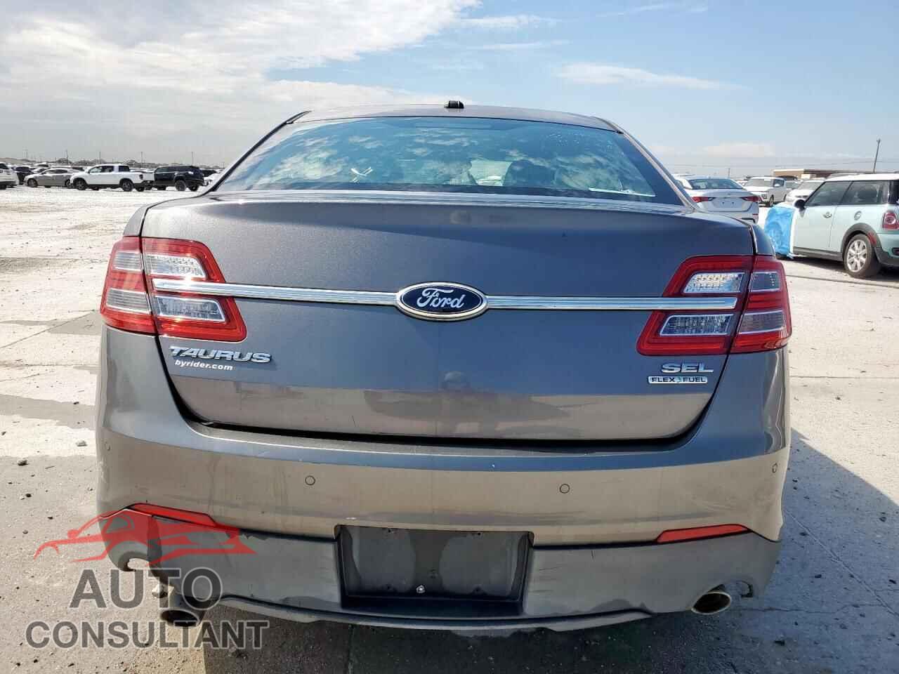 FORD TAURUS 2013 - 1FAHP2E84DG192650