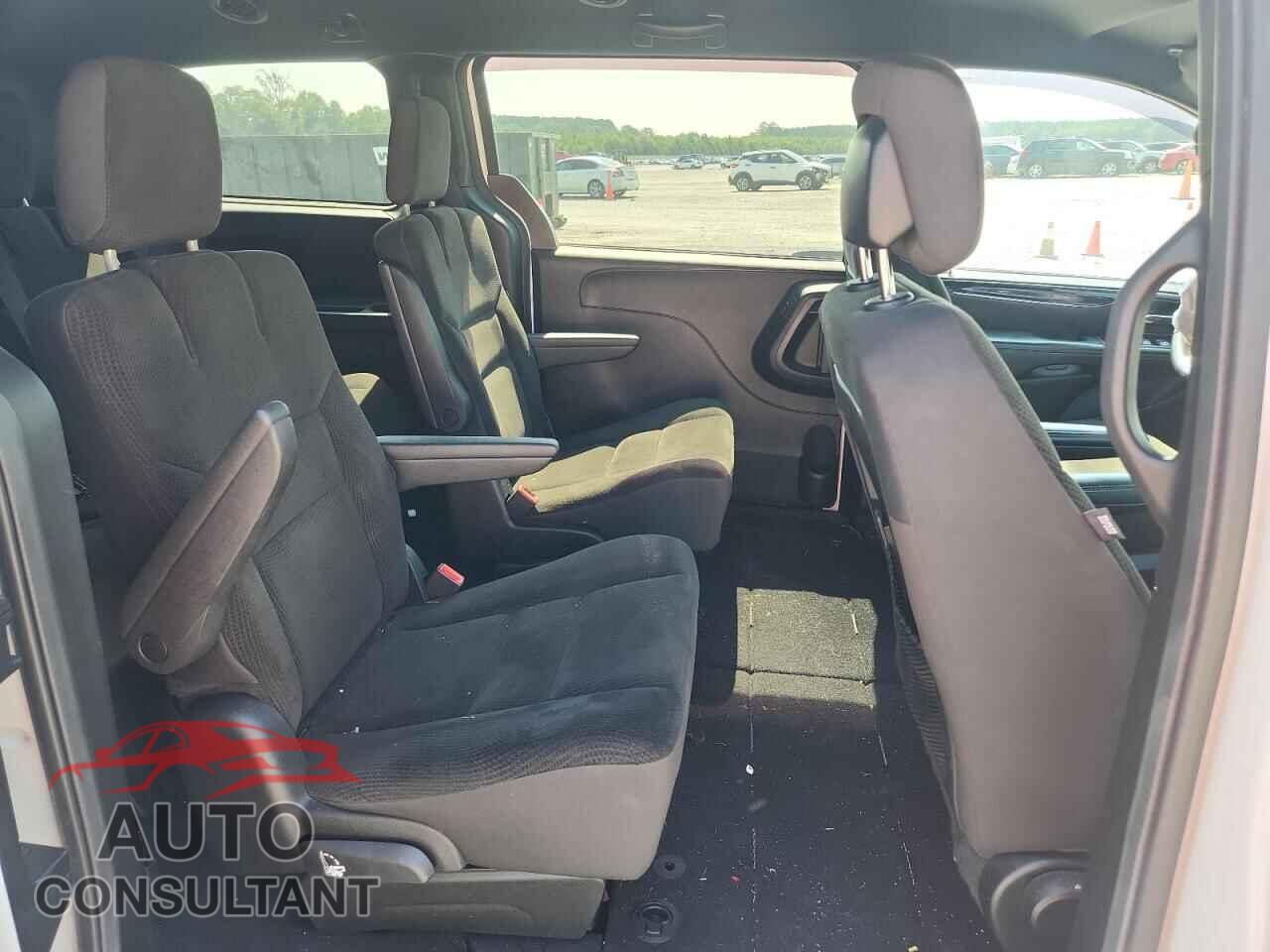 DODGE CARAVAN 2018 - 2C4RDGBG3JR153607