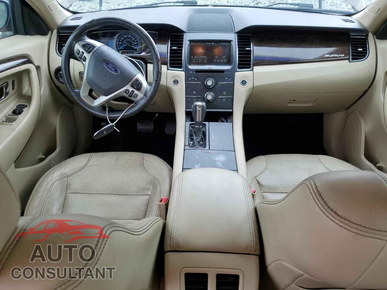 FORD TAURUS 2015 - 1FAHP2F82FG171636