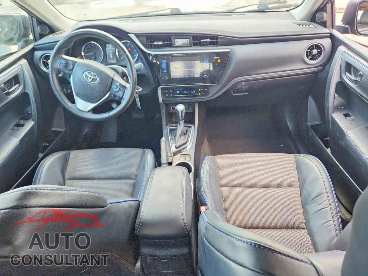 TOYOTA COROLLA 2017 - 5YFBURHE8HP710606