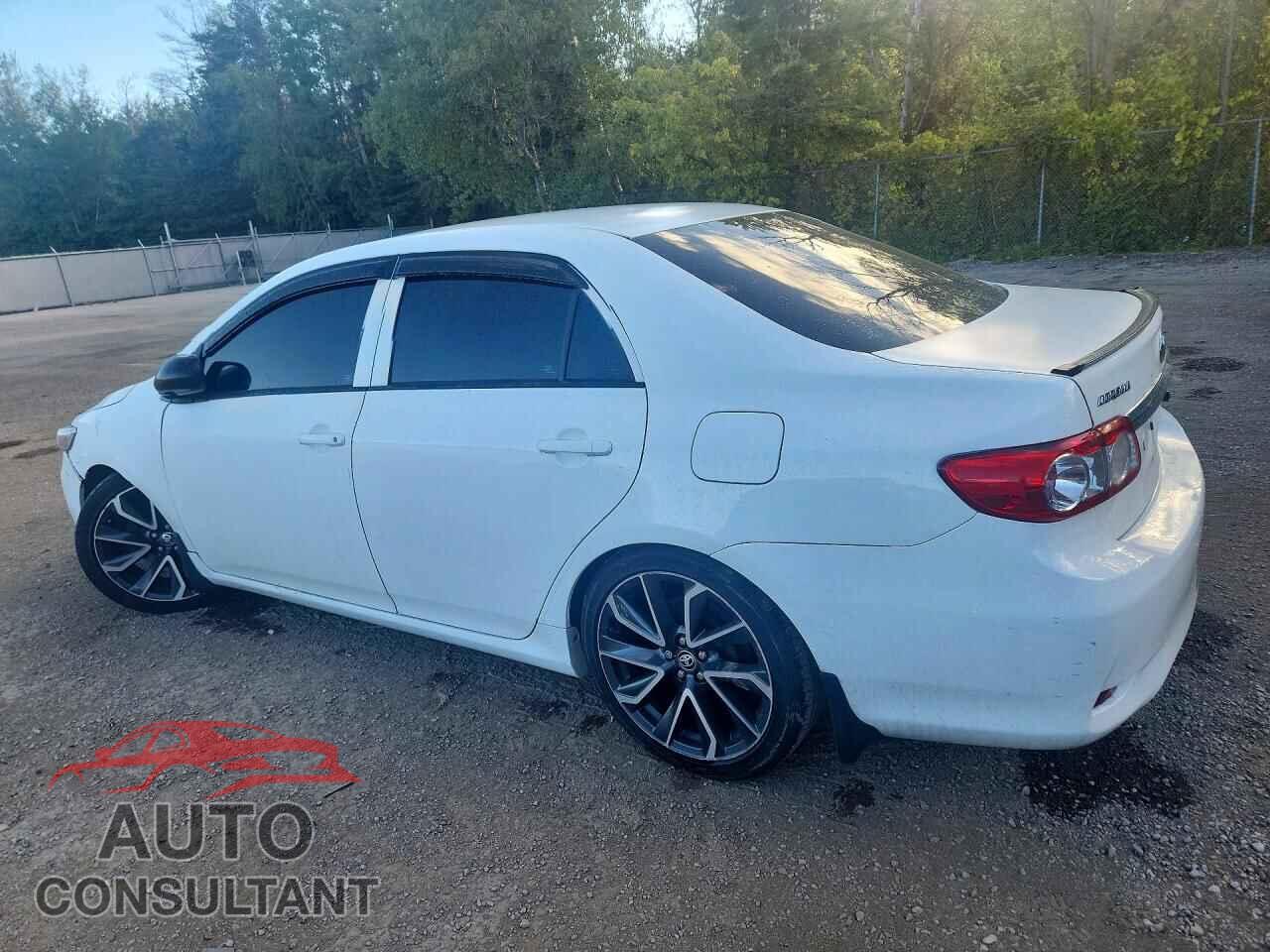 TOYOTA COROLLA 2012 - 2T1BU4EEXCC823747